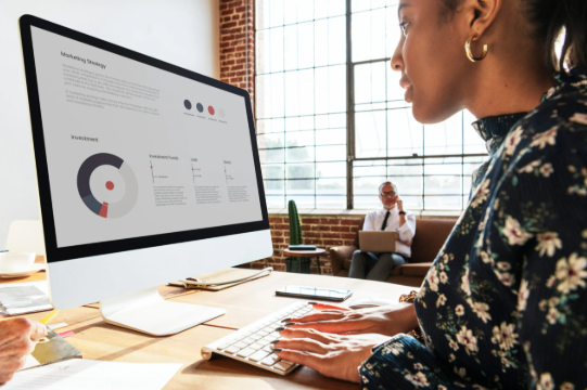 How Businesses Can Use Brand Tracking to Monitor Competitor Performance